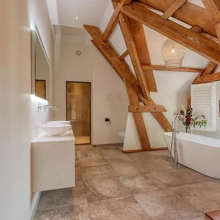 Beautiful Luxury Close To The And Centre Den Haag