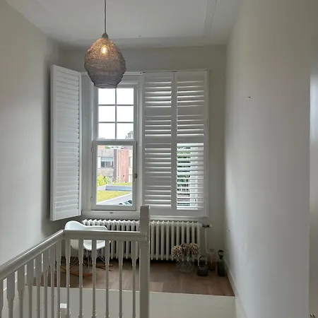 Beautiful Luxury Close To The And Centre Apartment *